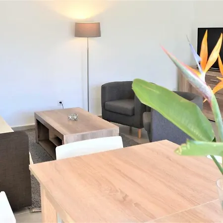 Casa La Palmera - House Close To The