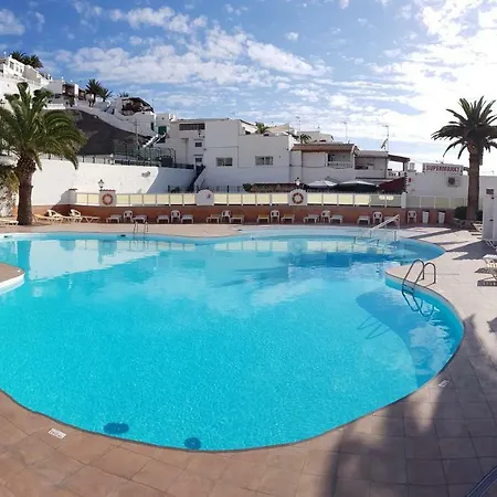 Casa La Palmera - House Close To The